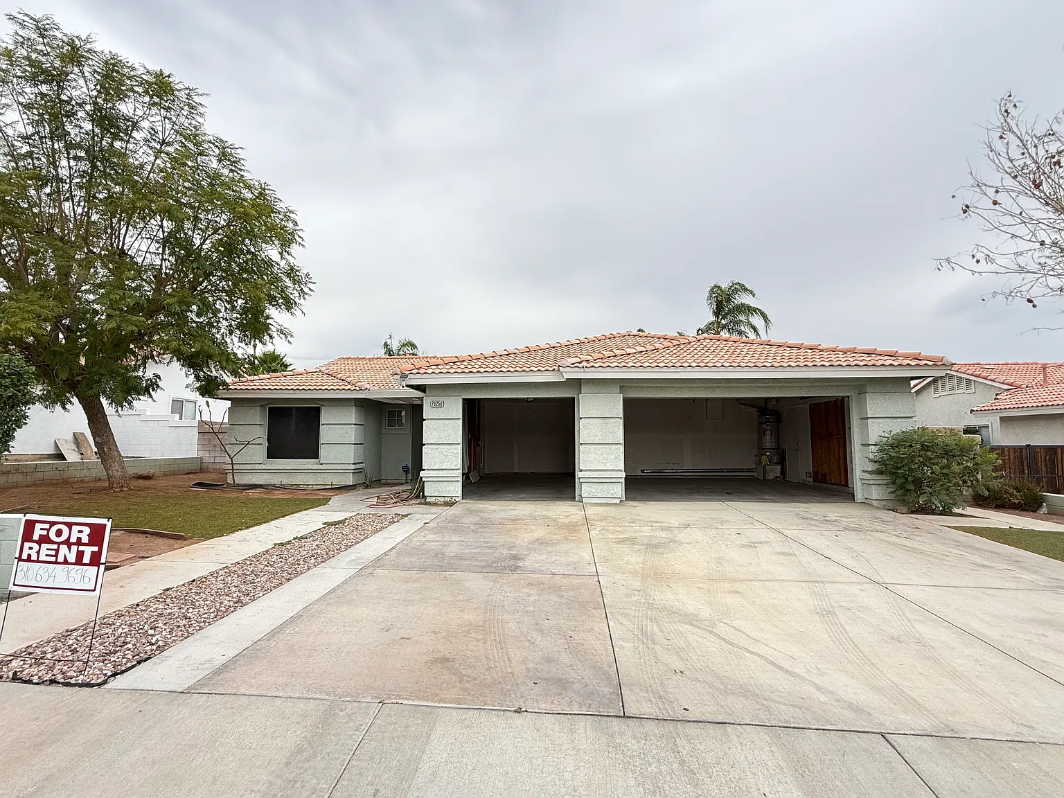 79250 Desert Stream Dr — Photo 1