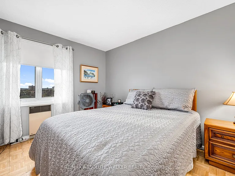 158 C McArthur Ave #1604 — Photo 12