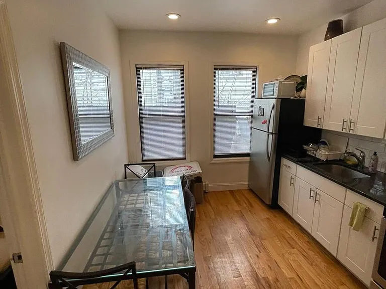 137 De Kalb Ave #1 — Photo 13