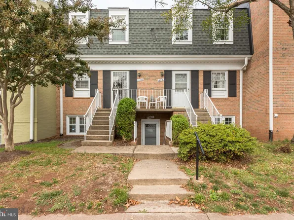 14420 Turin Ln, Centreville, VA 20121