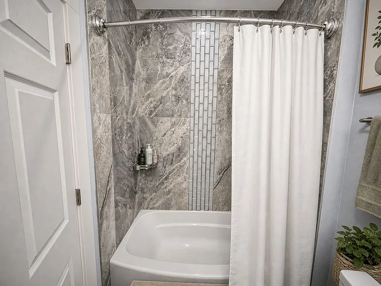 200 Amber St — Photo 15