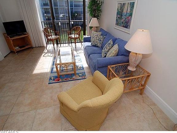 4th image of 1501 Middle Gulf Dr #311D