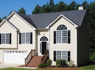 302 Bellevue Rdg, Locust Grove, GA 30248