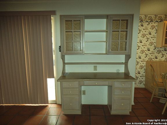 4th image of 9923 Tioga Dr