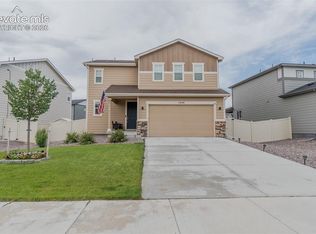 5440 Sunday Gulch Dr, Colorado Springs, CO 80925