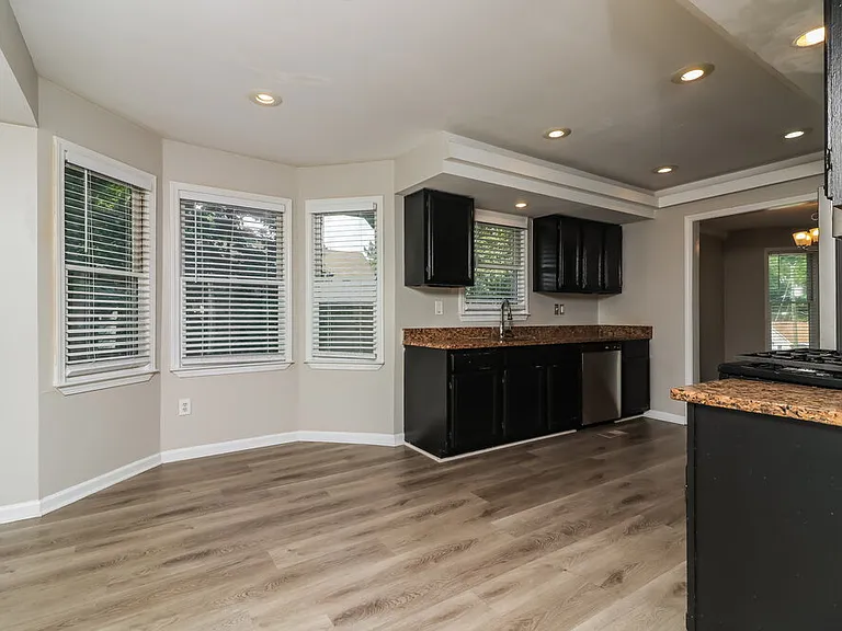 134 Oak Landing Dr S — Photo 9