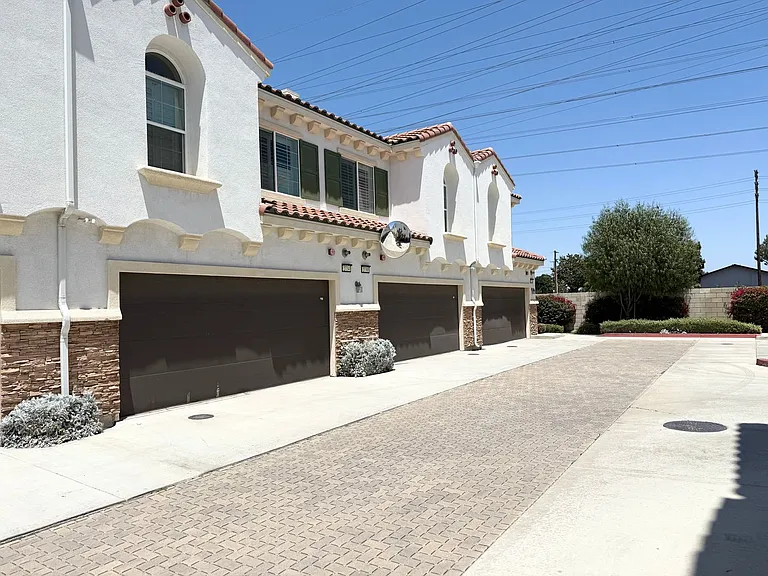2730 W Ball Rd — Photo 3