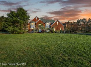 212 Thompson Grove Rd, Manalapan, NJ 07726