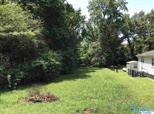 Perry St, Madison, AL 35758