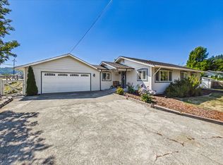 725 Walnut Dr, Rio Dell, CA 95562