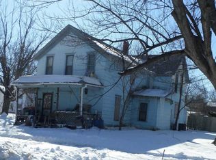 115 N Harris St, Wilber, NE 68465