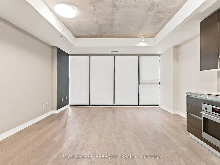 38 Stewart St #406 — Photo 6