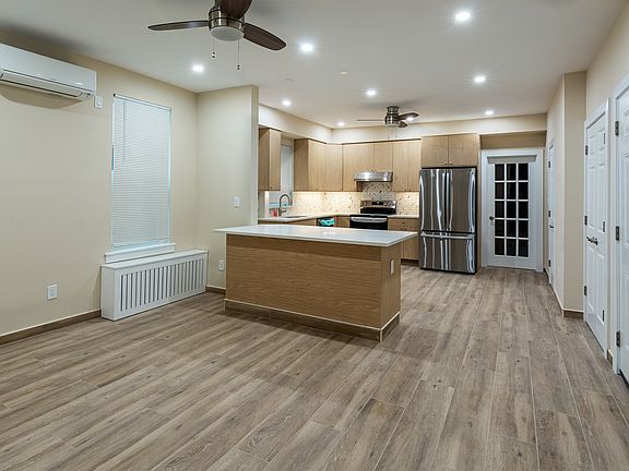 4th image of 23-51 28th St #1