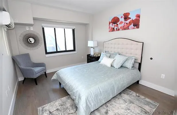 Rented by Web Realty Group Inc | media 35