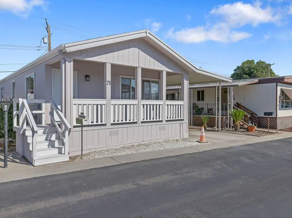 1255 W Grangeville Boulevard #75, Hanford, CA 93230