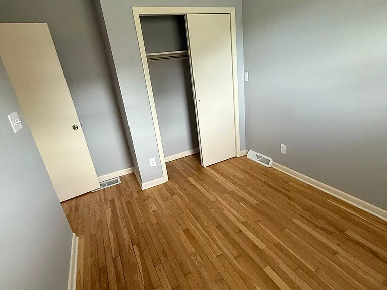 108 S Lewis Ct #B — Photo 6