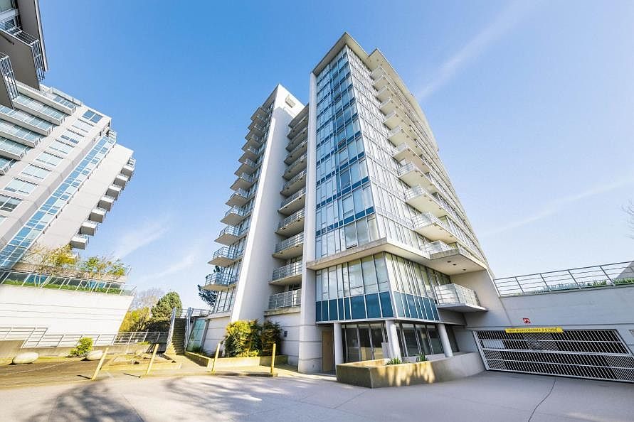 1st image of 8288 Lansdowne Rd #1701