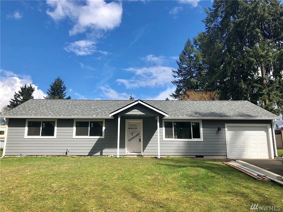 1st image of 906 Oakcrest Dr SE