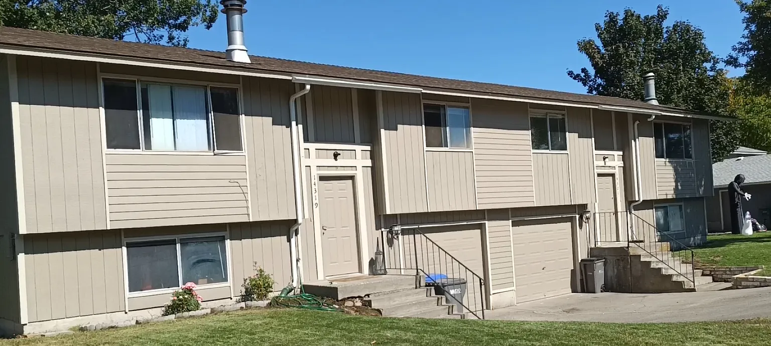 3 bed, 1.5 bath, 1400 sqft, $1,875 — Photo 1