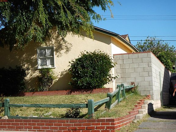 4th image of 906 Cornell Dr