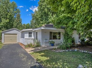 722 Dover Pl, Champaign, IL 61820