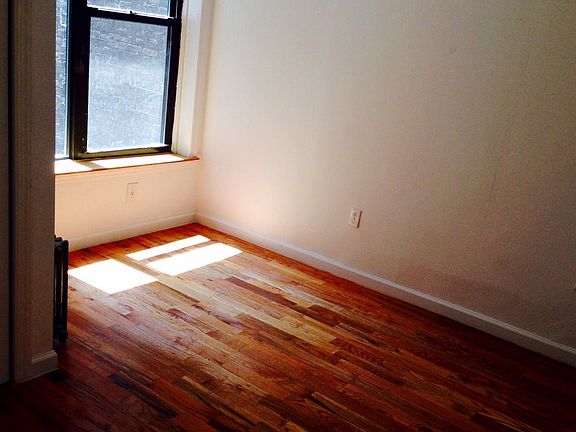 2nd image of 520 W 175th St APT 1