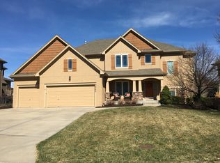 5206 W 166th Ter, Overland Park, KS 66085