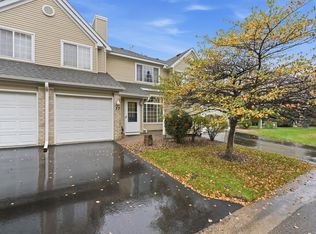 2255 Ranchview Ln N UNIT 23, Plymouth, MN 55447