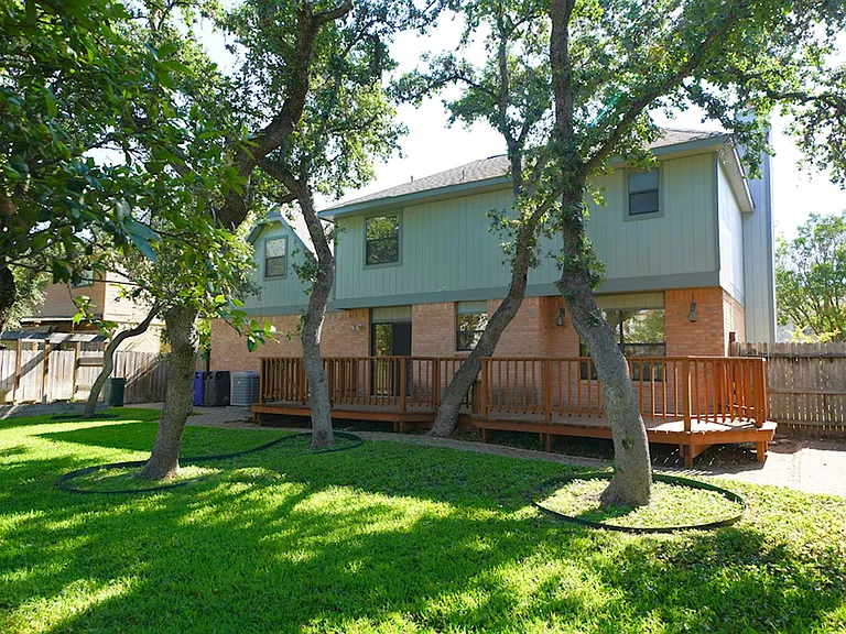 7315 Park West Dr — Photo 43