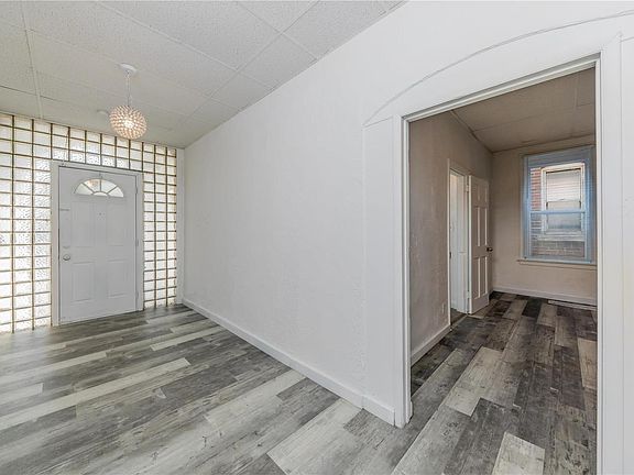 5th image of 422 Wilmington Ave