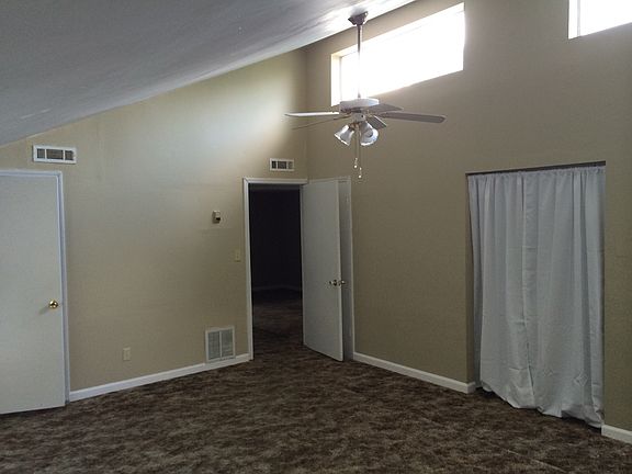 Upstairs bedroom 16x20