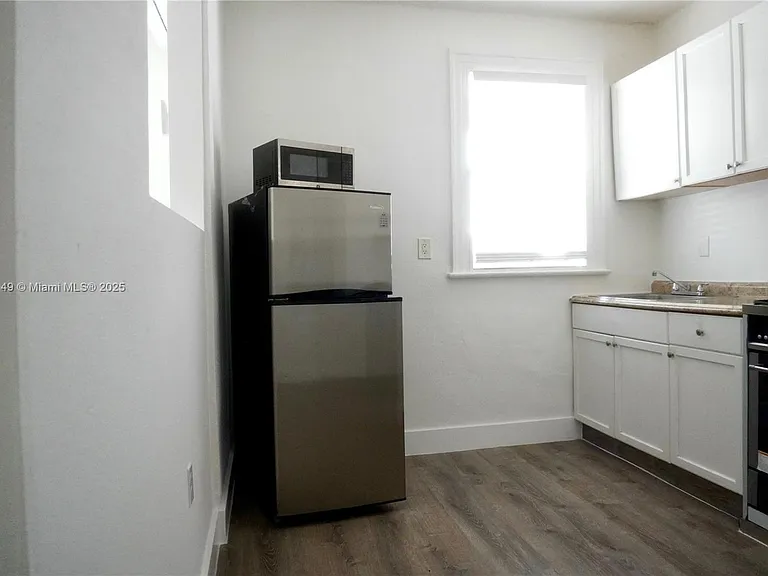 500 SW 6th Ct #104 — Photo 10