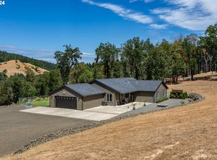 1213 Colonial Rd, Roseburg, OR 97471