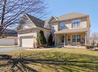 1076 E 4th St, Aurora, IL 60502