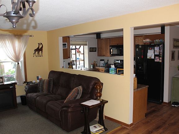 5th image of 3000 Pleasant Dr