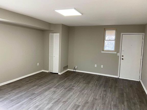 5th image of 141-145 Cooper Ave #141-1S