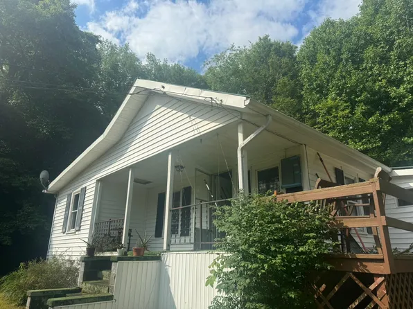 51 McKinney Rd, Spruce Pine, NC 28777