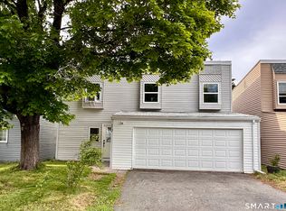 10 Inverness Lane, Middletown, CT 06457