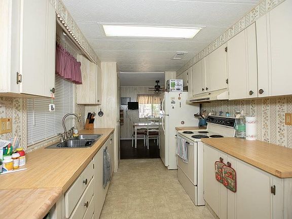 4th image of 514 Sea Gull Dr