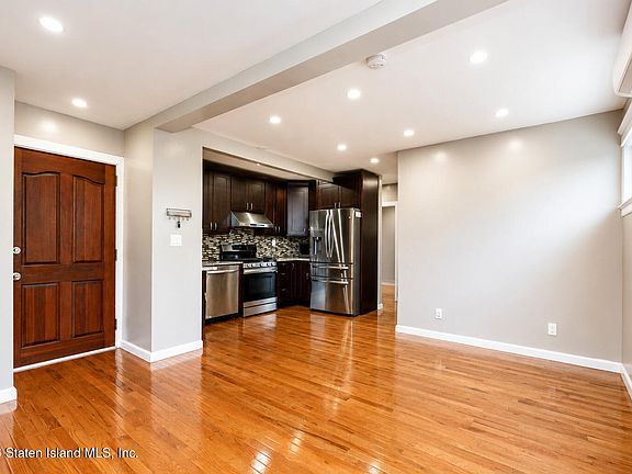 4th image of 3419 Richmond Ave