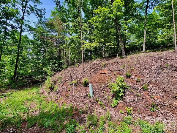 350 Springvalley Dr, Union Mills, NC 28167