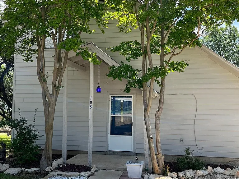 108 Blue Oak Ln — Photo 1