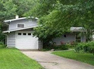615 Holt Ave, Iowa City, IA 52246