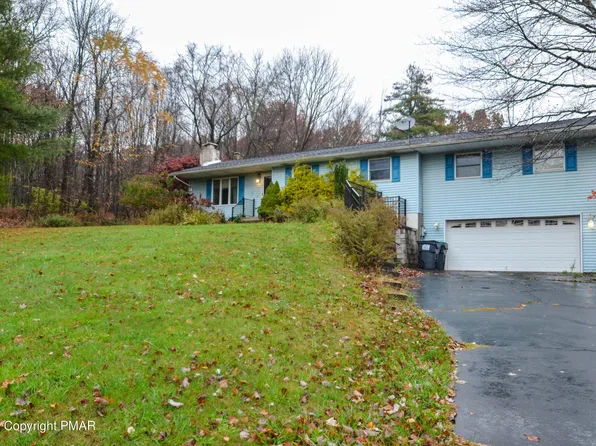 1646 Melody Ln S, Effort, PA 18330