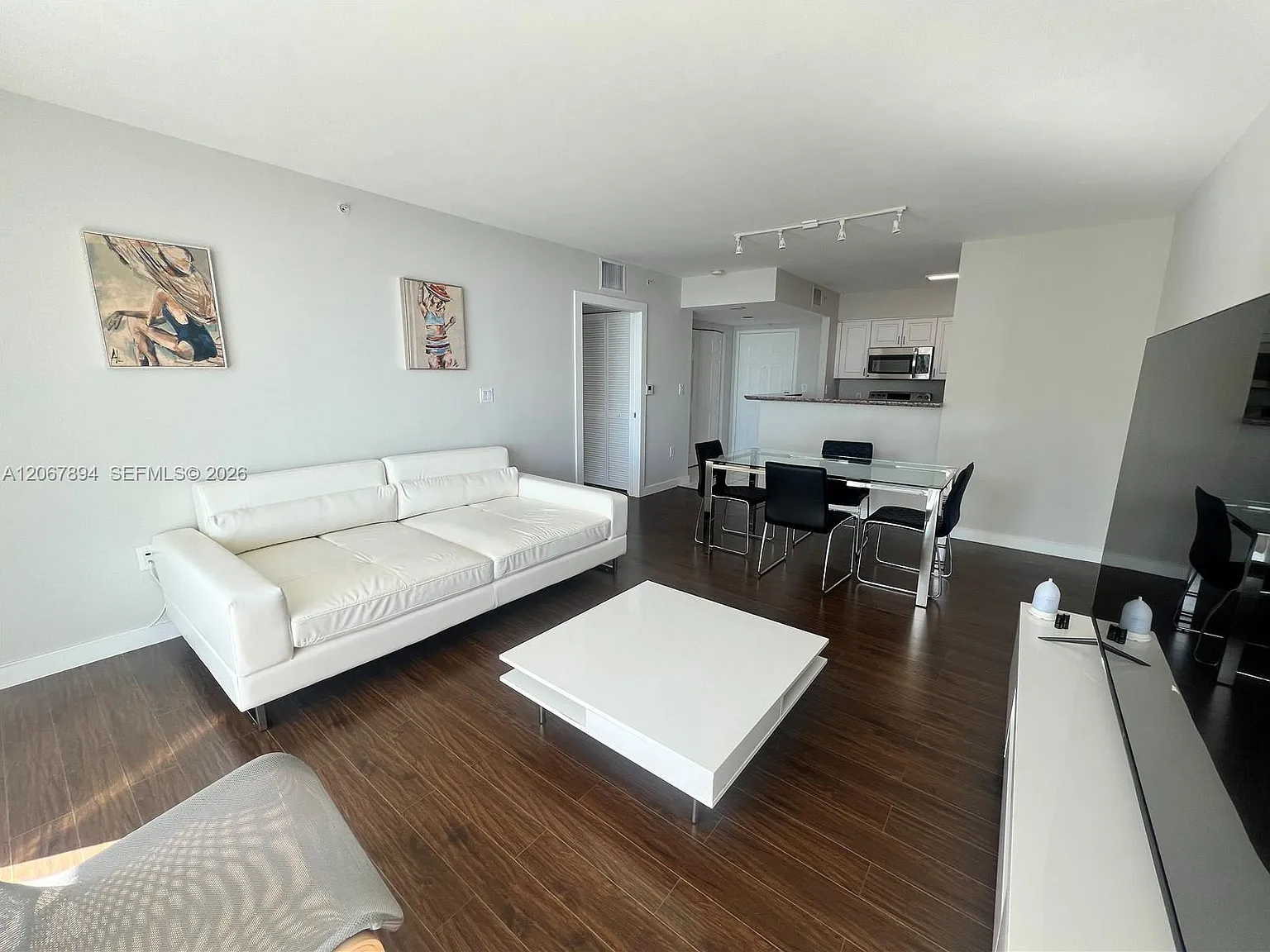 1 bed, 750 sqft, $3,300 — Photo 1