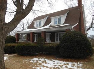 311 Academy St, Mount Horeb, WI 53572