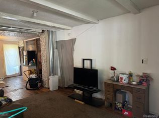 1705 Arizona Ave, Flint, MI 48506