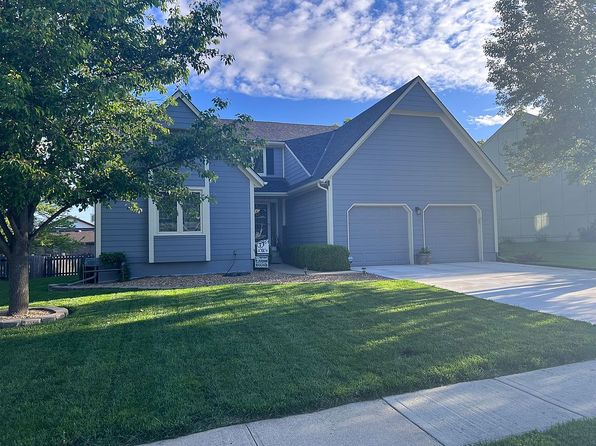 414 SW Windmill Ln, Lees Summit, MO 64082
