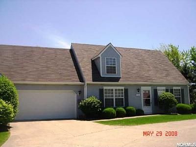1st image of 19169 Wheelers Ln #131