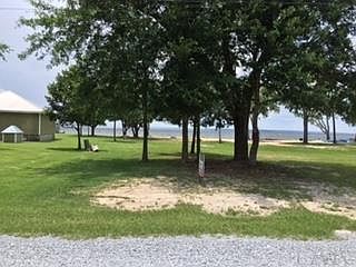 3rd image of 735 Mike Gibson Ln